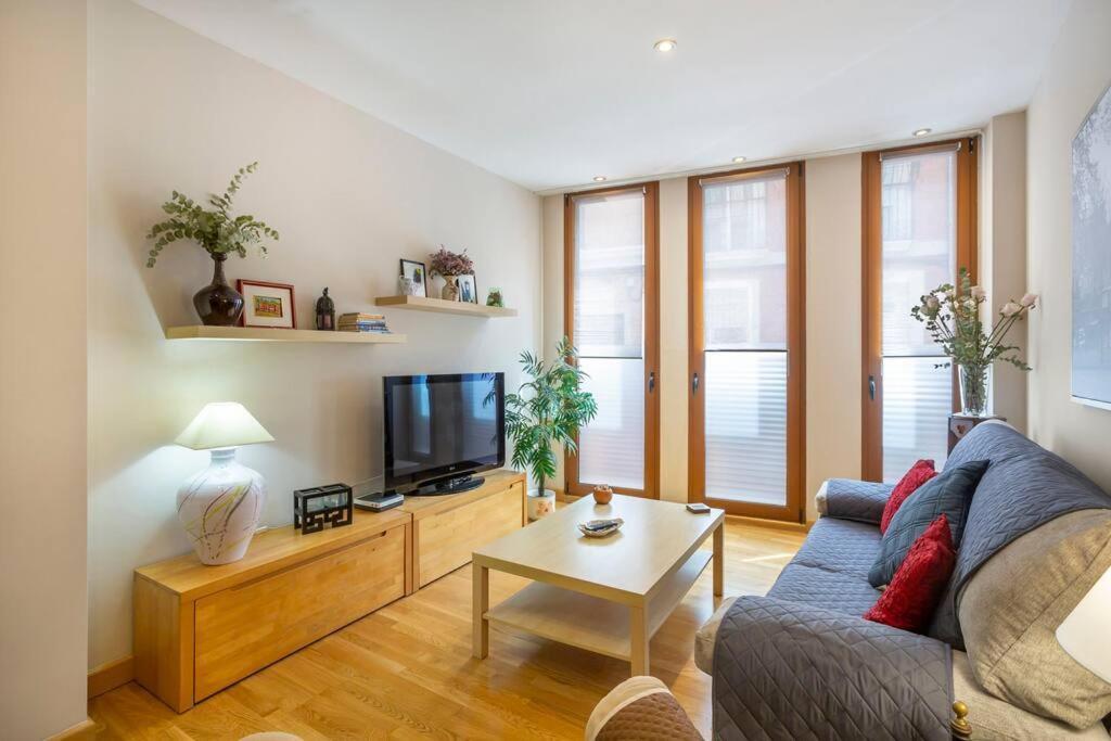 Marieta Apartment By The Castle With Ac لقنت المظهر الخارجي الصورة